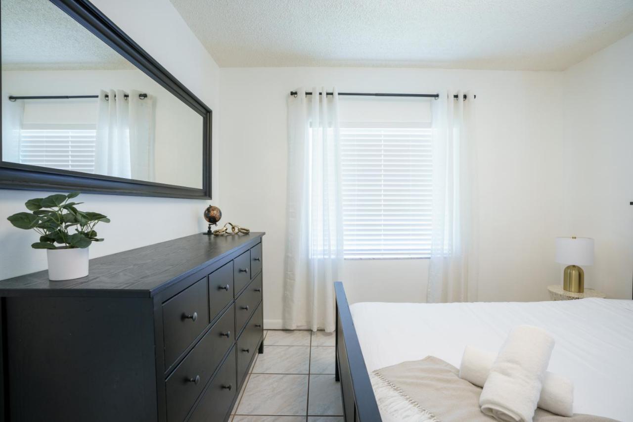 Modern 2 Bedroom In The Heart Of Wynwood Art District Miami Exteriör bild