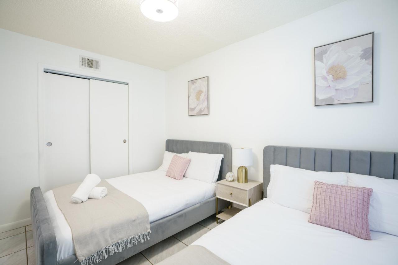 Modern 2 Bedroom In The Heart Of Wynwood Art District Miami Exteriör bild